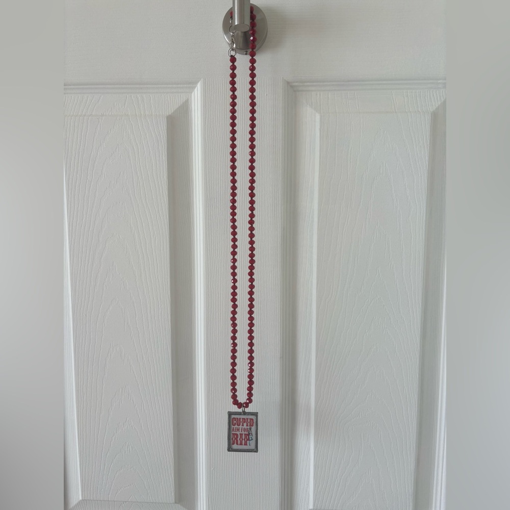 Red Beaded Pendant Necklace - 'Cupid Aim for Rip' Pendant - Picture 3 of 3